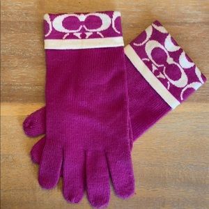 Coach gloves